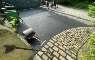 hasslington tarmac with cobble blocks driveway 11