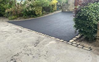 hasslington tarmac with cobble blocks driveway 16