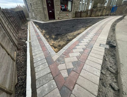 Driveway Edging Ideas: 8 Ways to Give Your Driveway a Premium Finish