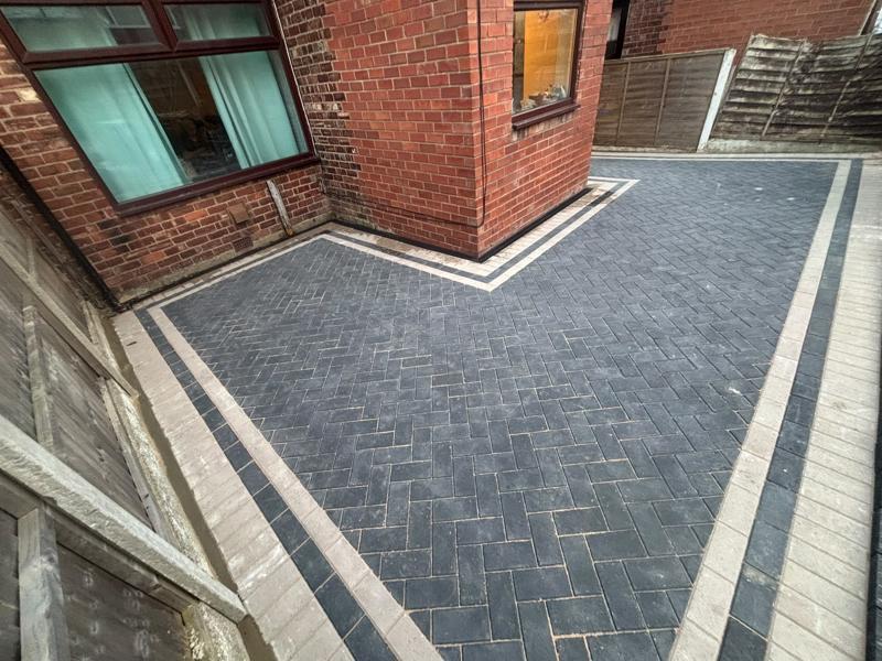 block paved driveway patio oldham 10